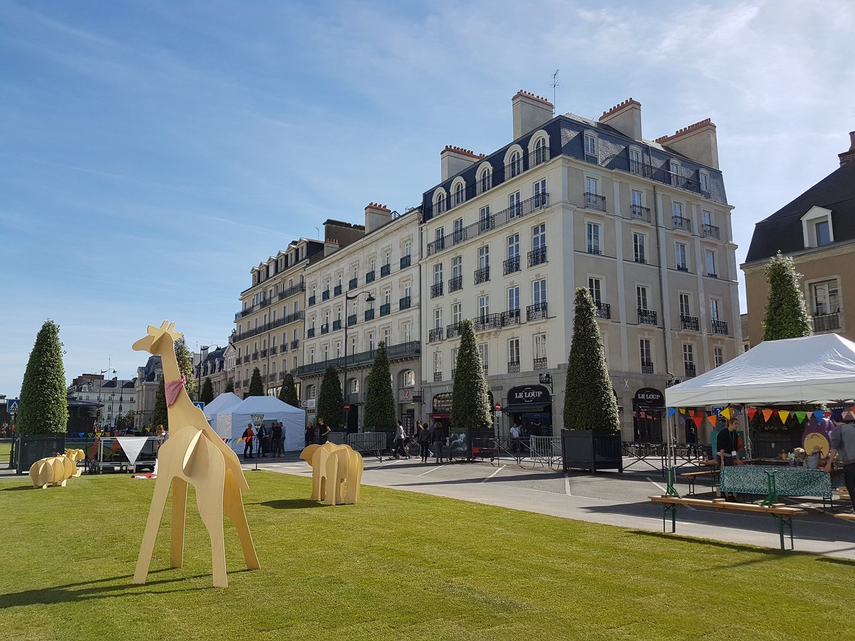 Myriam_Trellu's tweet image. Rennes teste sa métamorphose : Fini le minéral, large Place au végétal ☘🌾🍁 #Rennes2030 #rennesquonaime  @metropolerennes #requalification #patrimoine