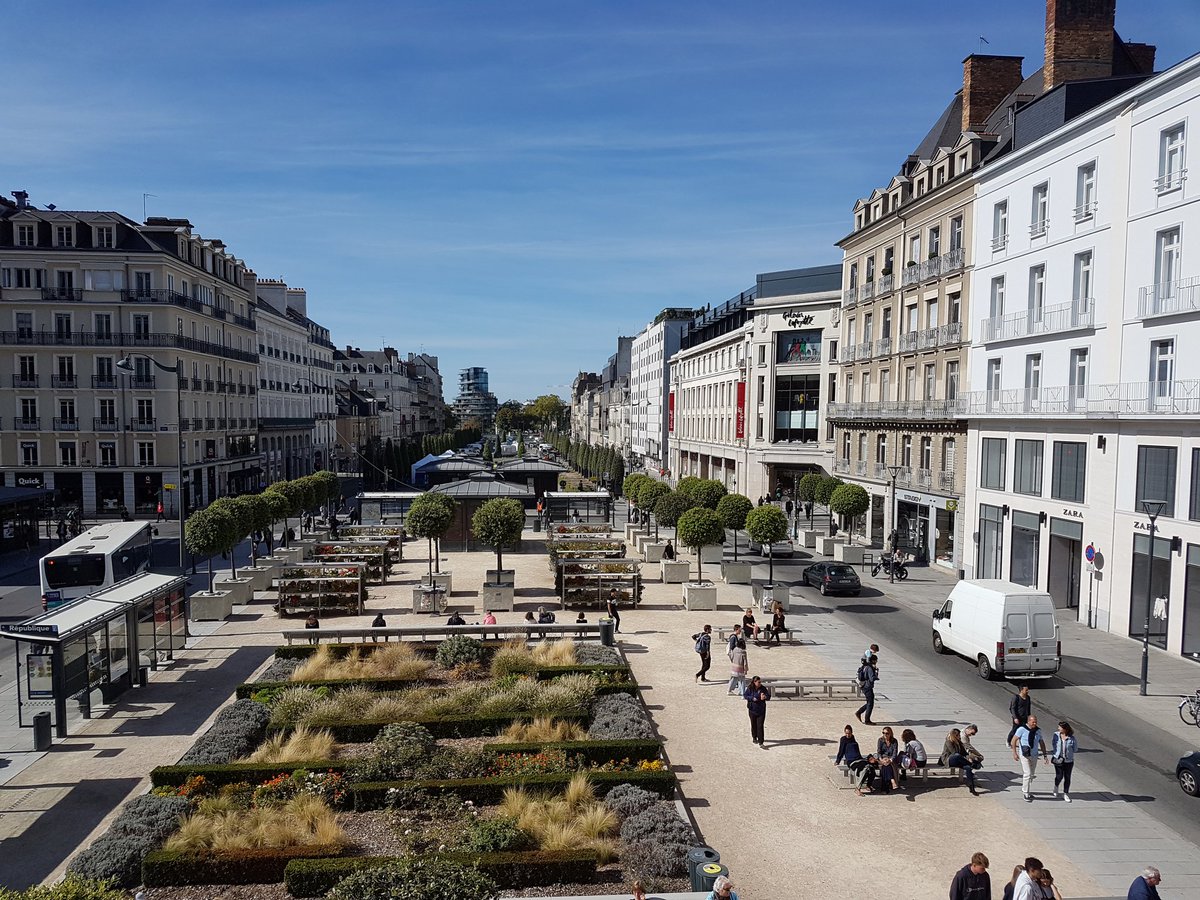 Myriam_Trellu's tweet image. Rennes teste sa métamorphose : Fini le minéral, large Place au végétal ☘🌾🍁 #Rennes2030 #rennesquonaime  @metropolerennes #requalification #patrimoine
