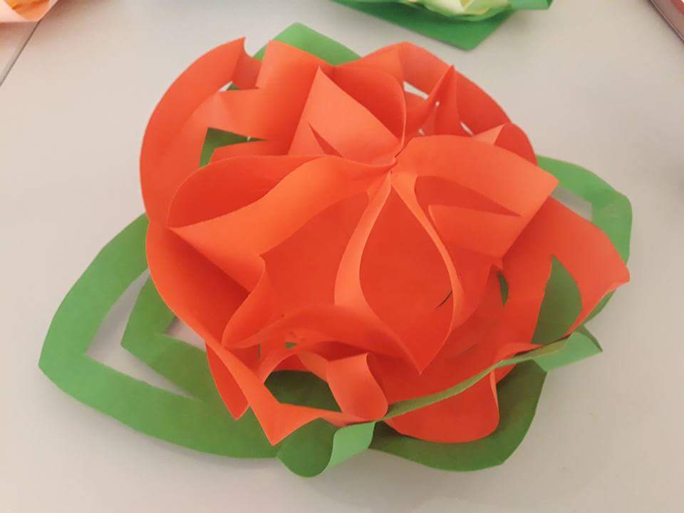 PolishCultWeek's tweet photo. Fancy some arts &amp; crafts this afternoon? Join us at 2pm at @CrescentArts for Fern Flower lanterns workshops by Beata Knapik. Here are some photos from last night's workshops. #FernFlower #Workshops #PolishPapercuts https://t.co/ef7RgbuUrH