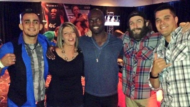 CathyBrownHahn's tweet photo. This was so much fun! #Throwback #UFCVIP #FacebookTimehop @TonyFergusonXT @UriahHallMMA @MikeMav22 https://t.co/3mrxMEBYRp