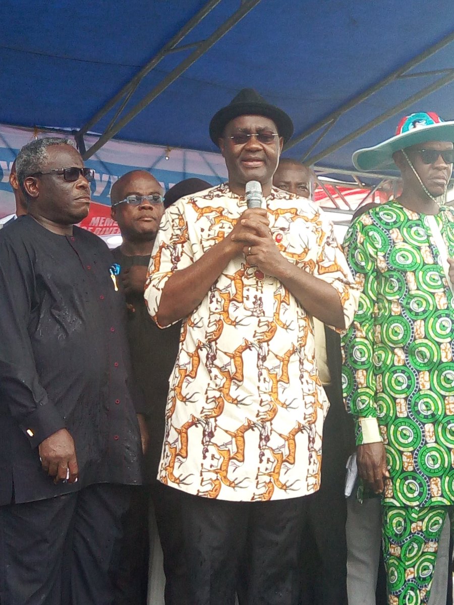 s_finebone's tweet photo. PRESS RELEASE.
PRESIDENTIAL PRIMARY: @SenMagnusAbe congratulates members of @OfficialAPCNg in Rivers
…Says polls shows argument against #DirectPrimary is baseless. https://t.co/D6Gj7PHFXV