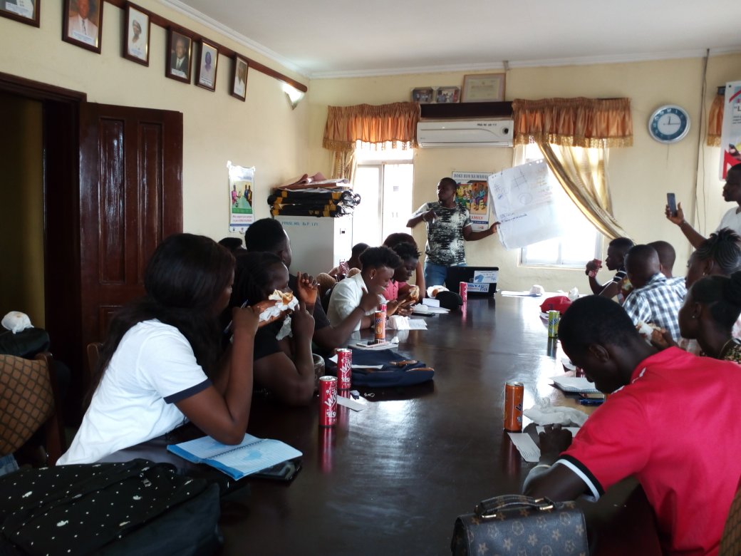 #RTOSM YAM Sierra Leone empowered 30 young people to be social media ambassadors #youtconnect <a href="/YAMghana/">YouthActionMovement</a> <a href="/ArlConteh/">Idrissa Arl. Conteh</a> <a href="/ippf/">IPPF Global</a> <a href="/yadvisory/">AU/IPPFARO YAB</a> <a href="/yam_sierra/">YAM-Sierra Leone</a> @WiseB1989 <a href="/ArlConteh/">Idrissa Arl. Conteh</a> <a href="/Faida_juliette/">Nsensele Faida Julie</a> <a href="/fatherfrancis89/">Francis F Kamara</a> <a href="/yamafrica/">YAM/MAJ</a> <a href="/YemehK/">Yemeh Koroma</a>