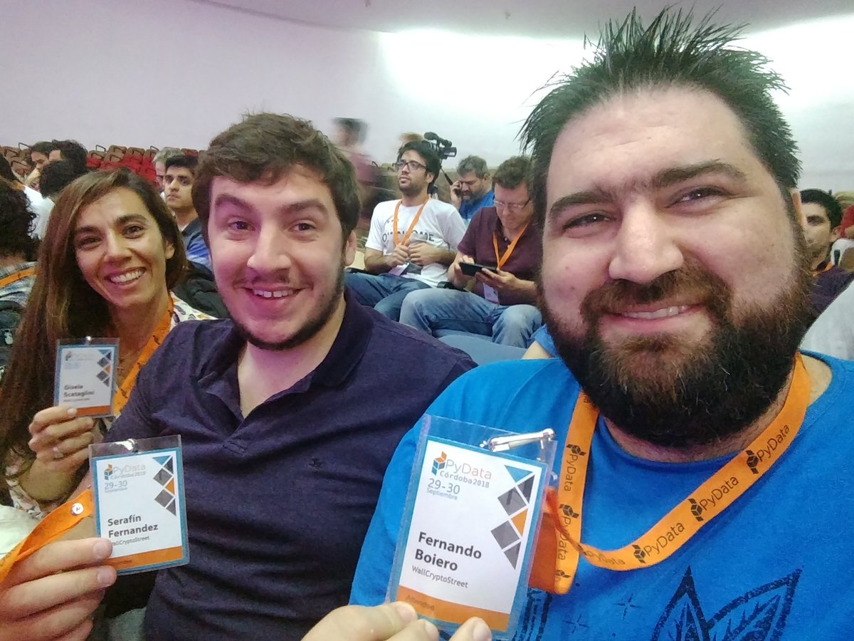 fboiero's tweet image. En la #pydatacba con el team de @WallCryptoSt