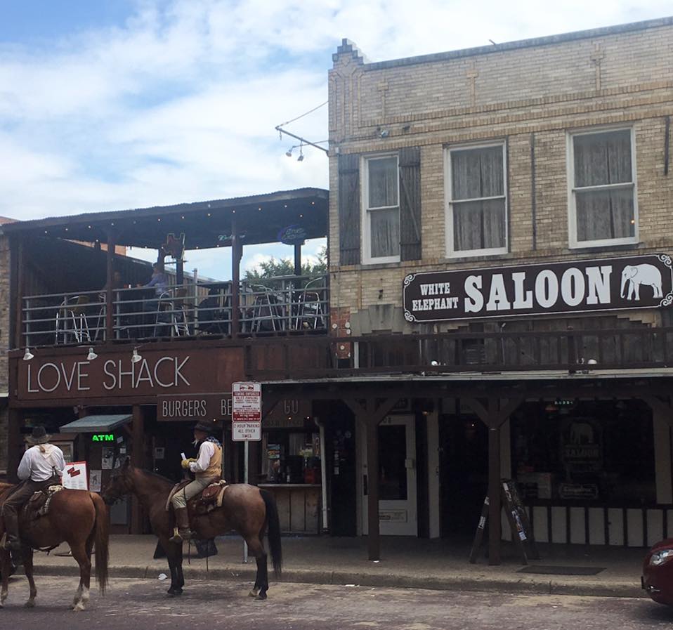 DonMcRay's tweet photo. @DonMcRay plays today ( w/ most of the band ) from 2:00 to 6:00 PM @WElephantSaloon There's No Cover Charge so come out for good times great food and live Texas music @ftwStockyards   #LiveMusic #Country #Music #LiveTexasMusic @LiveMusic @HistoricFW   #FortWorth #HappyNewYear2018 https://t.co/zihuAmTXmN