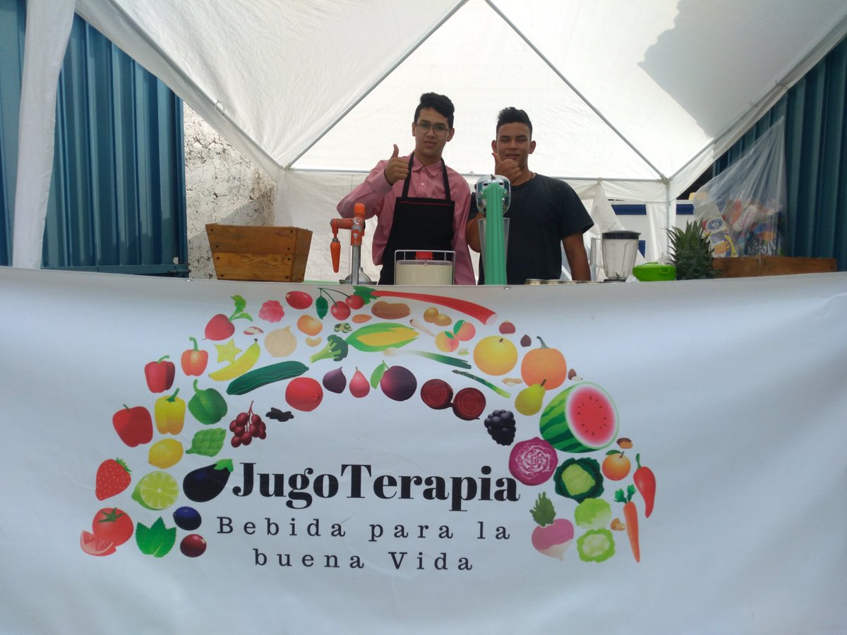 cergdl's tweet photo. Sabadito para beber... Bebidas para buena la vida.
Te invitamos a pasar por una de nuestras bebidas saludables, hechas por nuestros chicos.
#JugoTerapia
#FelizSábado
#SabadoDeGanarSeguidores https://t.co/AHkEriEFJr