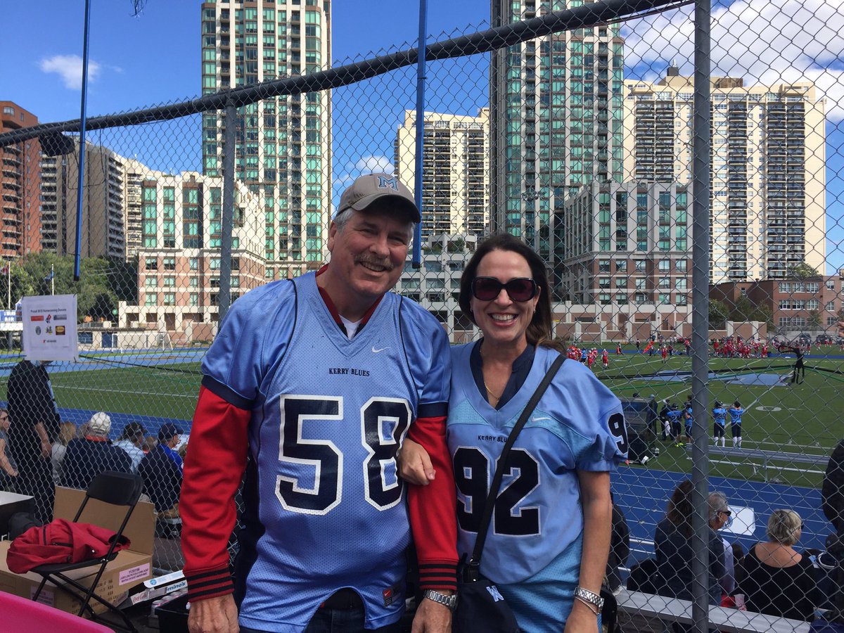 We are volunteering for Smc’s homecoming.  Go Kerry Blues 🙏🙏😇