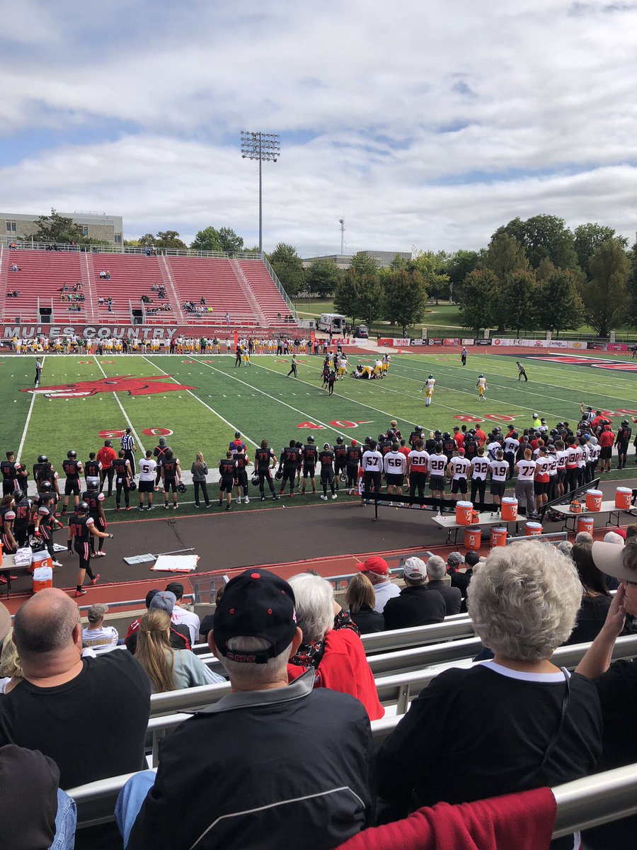 JenningsSharonE's tweet image. Go mules.  #fallisforfootball