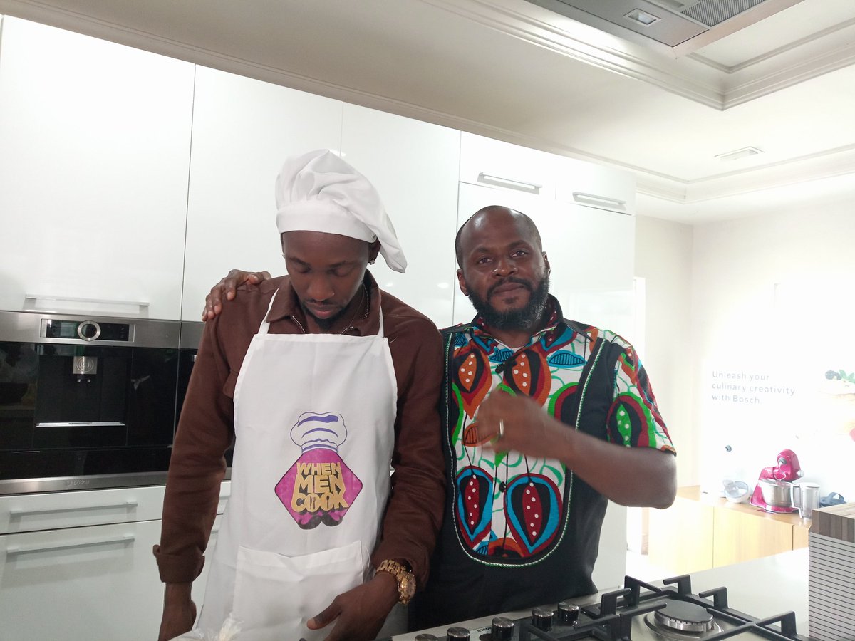 TheFavoredWoman's tweet photo. On set of #WhenMenCook with @onimisiadaba and our cook for the day is @iamorezi https://t.co/WMkQYP6tQy