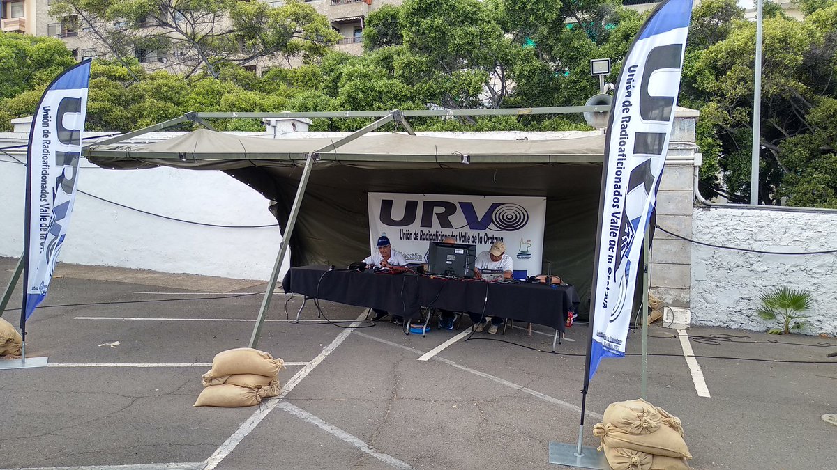 Activos ya desde Almeida en #plenilunio con el taller de Radio #ea8urv #YosoyTenerife #SomosURE #Radioaficionados