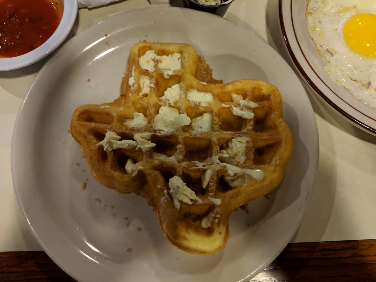 Awesome Texas shaped waffle from Mama's. Oh yeah! This is for my Texas History teachers at Whitehouse Junior High.