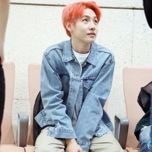 lowqualNCT_'s tweet photo. Here's a soft renjun to lighten up ur day♥️😋

#NCT #NCTDREAM #NCTDREAM_WeGoUp #RENJUN #Nctfanedit #aesthetic #엔시티 #런쥔 #黄仁俊 #황인준 @NCTsmtown_DREAM https://t.co/cEuBiF6N9A