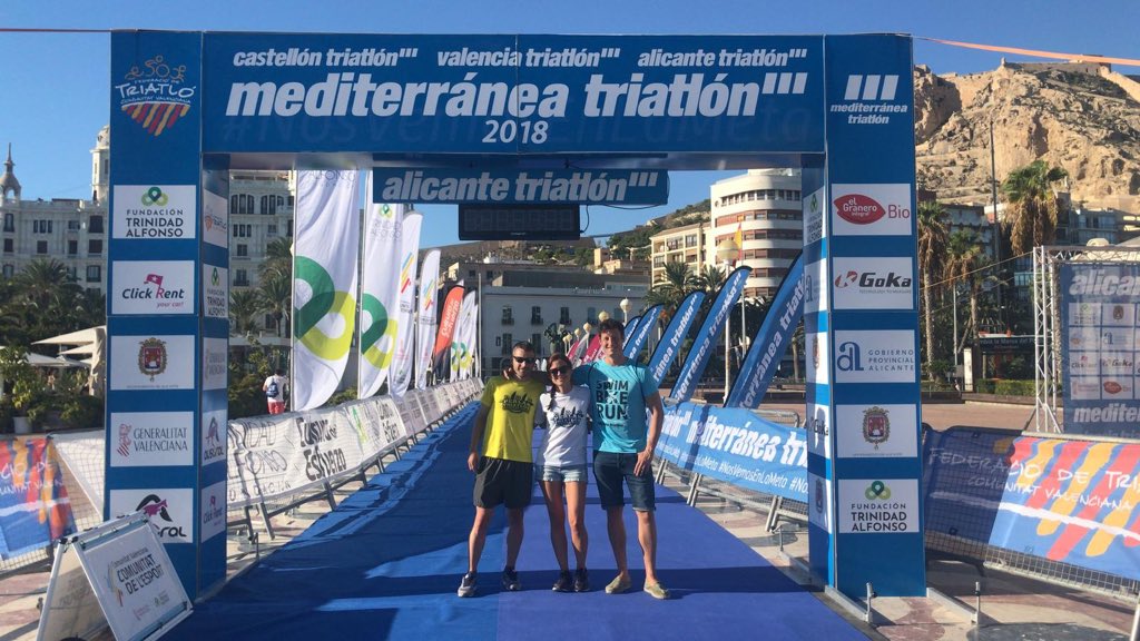 Todo preparado para mañana. 

Mucho ánimo a los Perlas que participan en @VTriatlon y Cross de las dehesas.