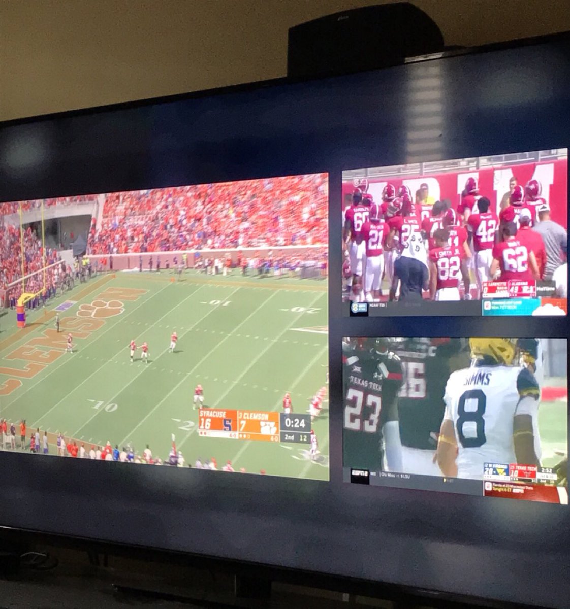 Holy_Elle's tweet photo. #CollegeGameDay π #CollegeFootball #CusevsClemson #ULLvsBama #WVUvsTTU https://t.co/oPzGIqw8kK