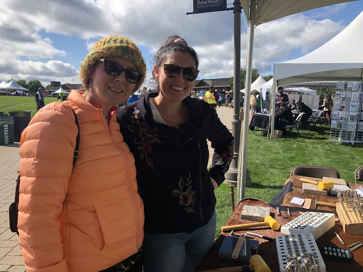 inthemkng's tweet photo. Mother and daughter crafting day at @BethelWoods for In the MKNG! Join us for creative activities, shopping handmade goods, live music, great food and beer today until 6pm and tomorrow from 10am to 6pm! Guaranteed fun for the entire family! #IntheMKNG #crafting https://t.co/1loczG6ZhK