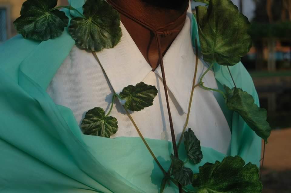 EyeInYouStyling's tweet photo. Rahturn to roots! 👣
A tribute to our Heritage, as well as style inspiration repost from The African Harbour.  ✊

Concept: Back To Earth
Photo Cred: African Fishermen
Styled By: African Fishermen

#HeritageMonth #Fashion #Tribute #Style #Earth https://t.co/phzLAlFkN7