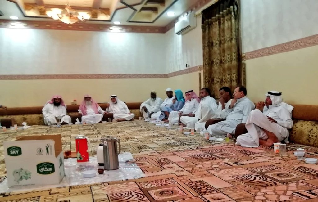 Awqaf_Olayan's tweet photo. اليوم السبت ١٩-١-١٤٤٠ه‍ــ
مجلس أهل الحي بـ #جامع_عليان_العمر بـــ #نجران
بعد صلاة المغرب 
(فضل وأحكام تحية السلام) https://t.co/Lwfmn33M4k