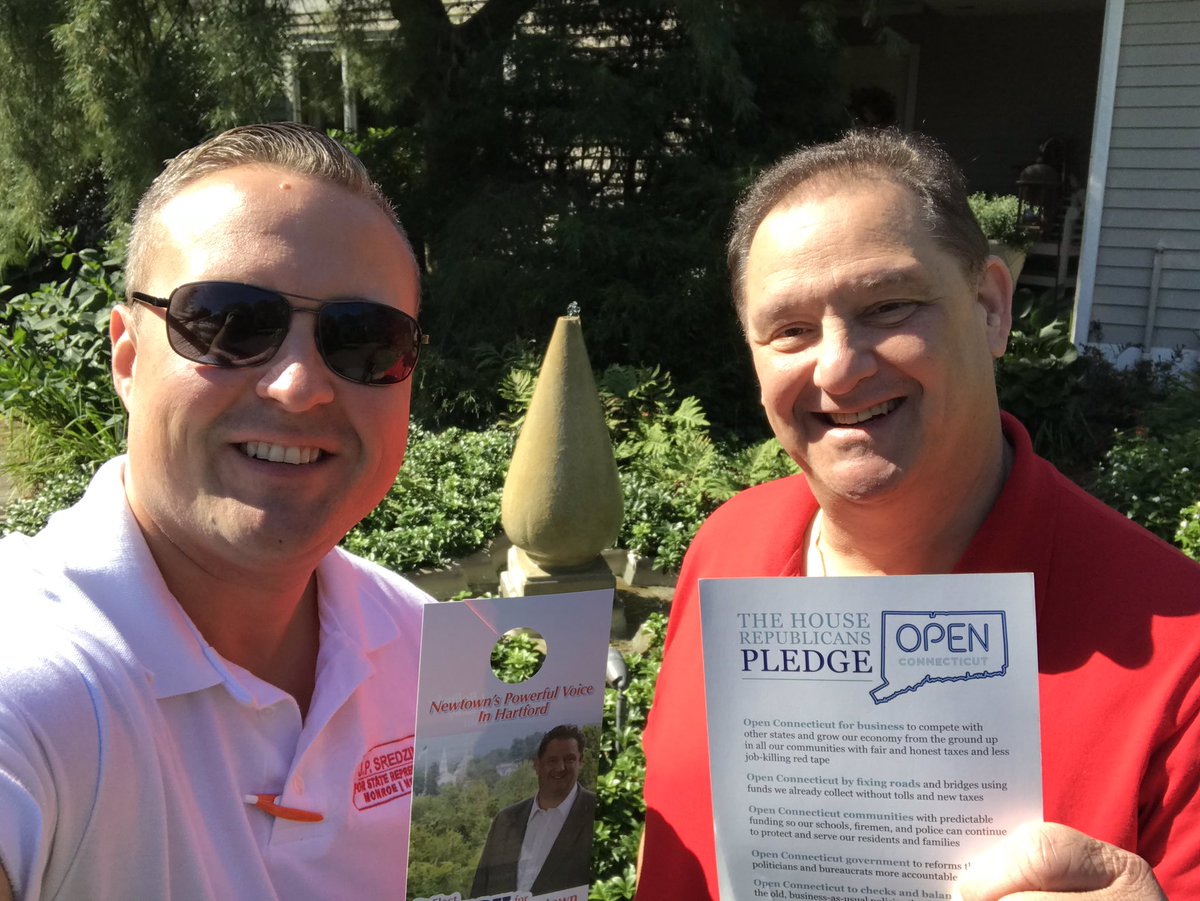 jpsredzinski's tweet photo. Absolutely fantastic weather to greet voters at their doors in #NewtownCT today with @Mitch4Newtown @cthrcc #openCT #ctgop #ct106 https://t.co/kg5sUGhfCn