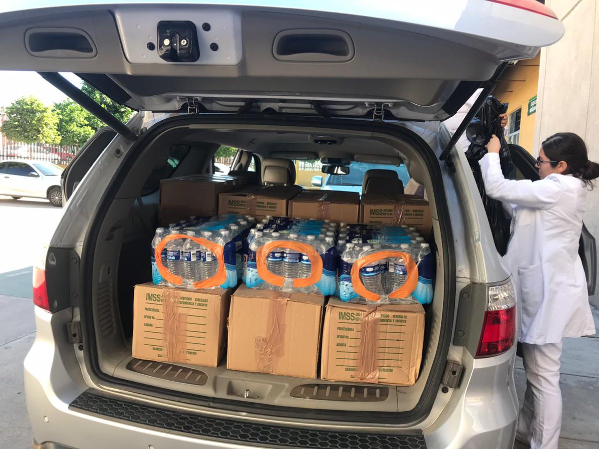 MedFamHillo's tweet photo. El día de hoy se hizo entrega de los víveres y todo lo recolectado, que gracias a ustedes pudimos llevar a los afectados por las lluvias en Sinaloa. #OrgulloUMF37 #AyudaMochis #SonoraAyuda Gracias!!! https://t.co/ypkcMeqX7e