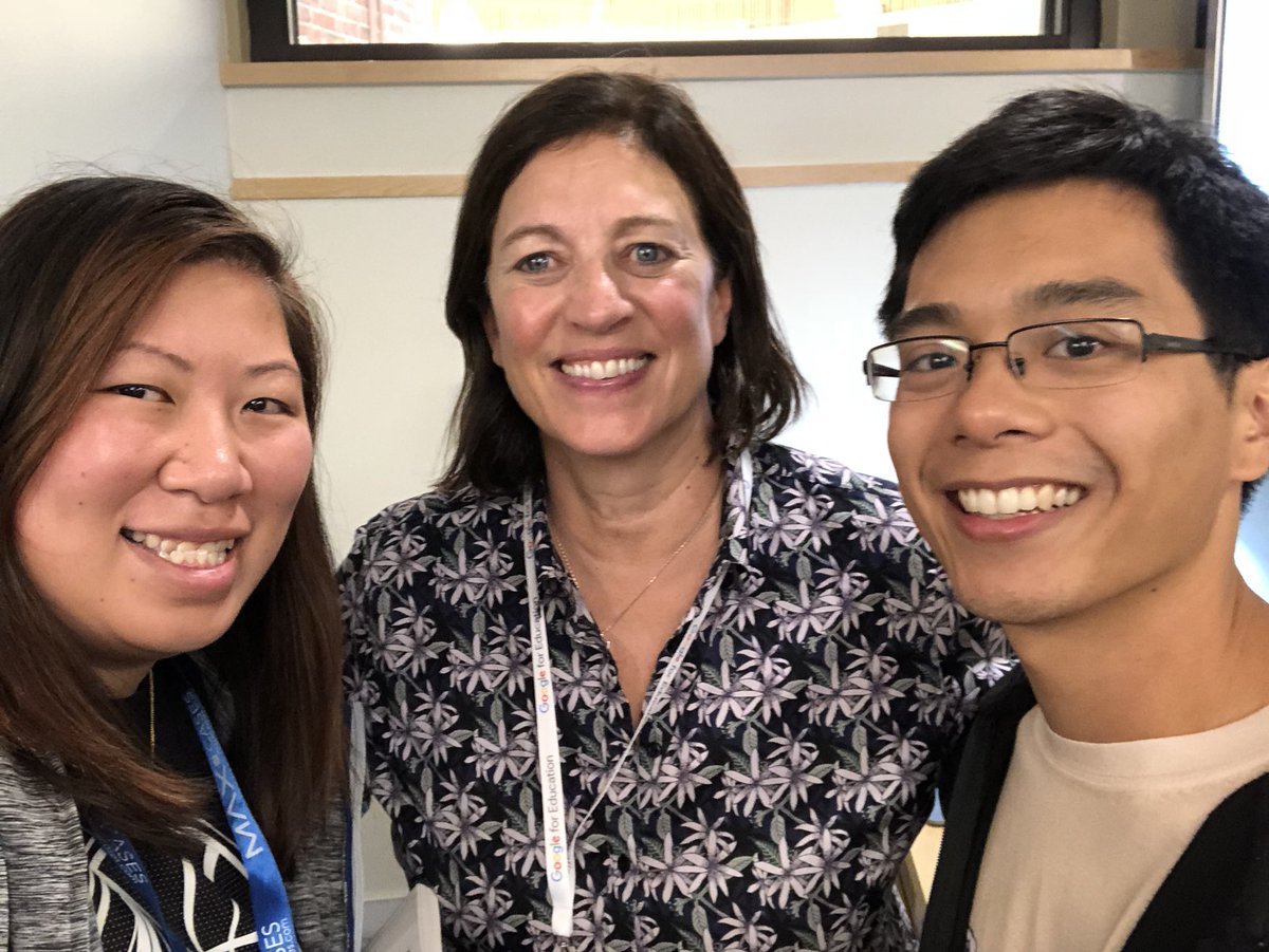 msyoung428's tweet photo. Super excited and honored to meet @joboaler who has changed the way I look at math and the way I teach math! #merit17 #EMpowered18 #googlekci https://t.co/2BIgpk77Aw