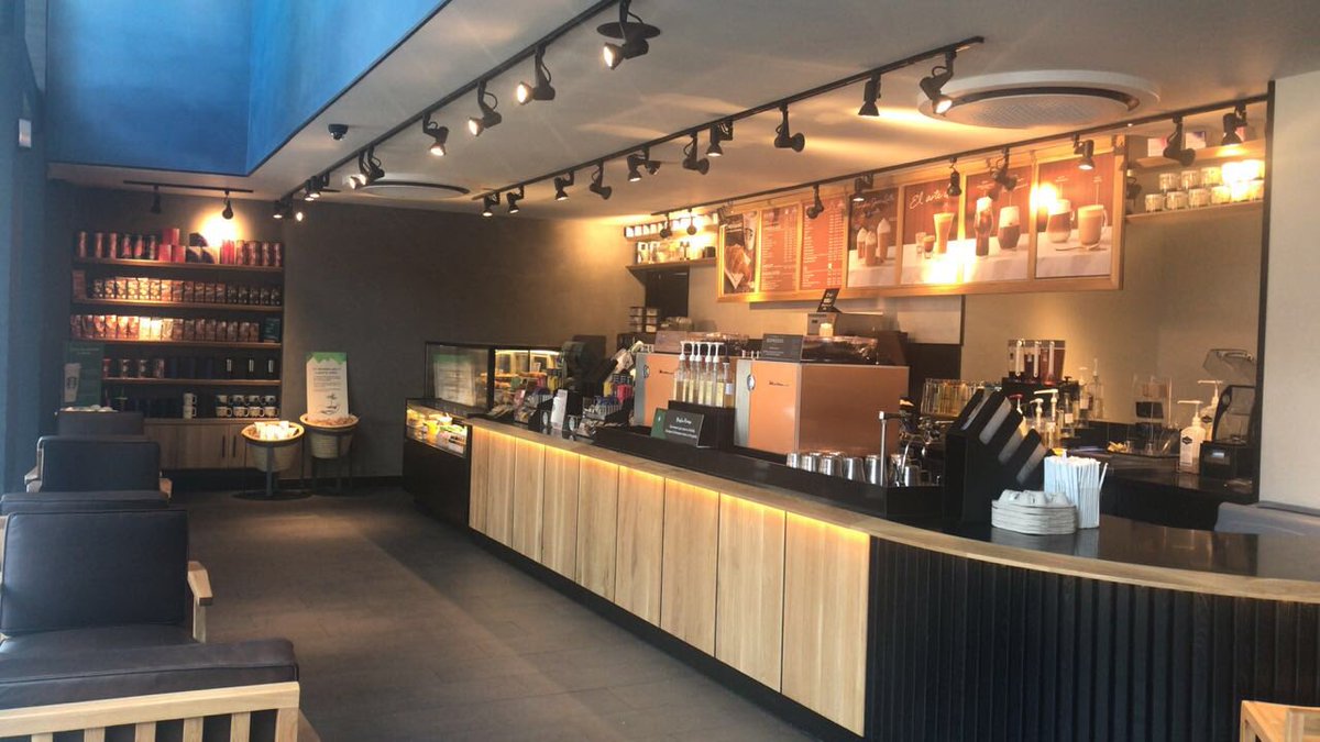 PressJaime's tweet photo. Abrimos una nueva tienda en Cali en el barrio Granada , Av. 9 nte # 14n 26.  Ven a conocerla y a celebrar con nuestros Partners la pasión por nuestro café. https://t.co/VB9a6lY7at