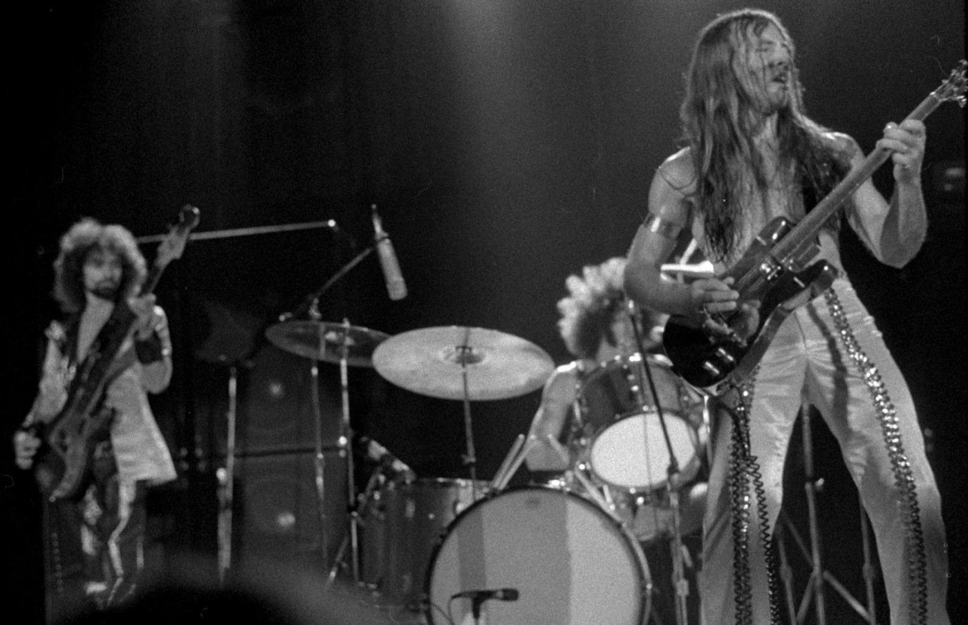 Happy birthday to Mark Farner of GRAND FUNK RAILROAD. 