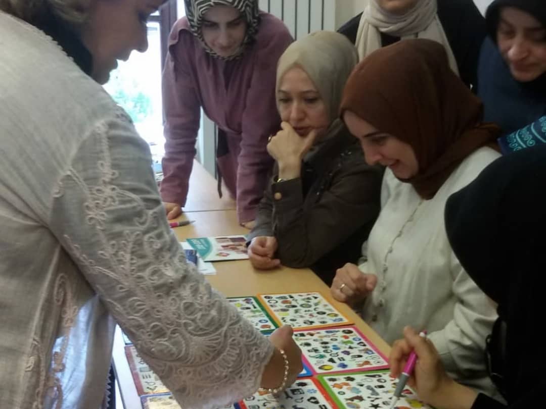 Yeni dönem aylık istişare toplantımızı istanbul avrupa yakası şubelerimizle gerçekleştirdik.Projeler ve faaliyetlerle ilgili istişareler yaptık.Bünyemize dahil etmek istediğimiz"Akıl ve Zeka Oyunları Atölyesi"nin tanıtımını yapmak üzere eğitmen Banu Korkmaz hanımı dinledik.