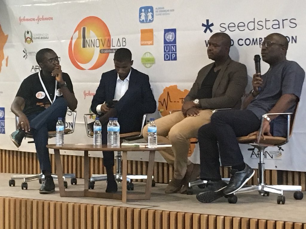 debarros_miguel's tweet photo. Debate sobre Economia do Conhecimento promovido pela @LabInnova em Bissau no âmbito da Semana Africana da Ciência com participação de Paulo Gomes, Dauda Sau e Adulai Bary no qual desenvolvimento do capital humano e criativo é tido como foco para promoção de crescimento económico https://t.co/vcRQlMhMk0
