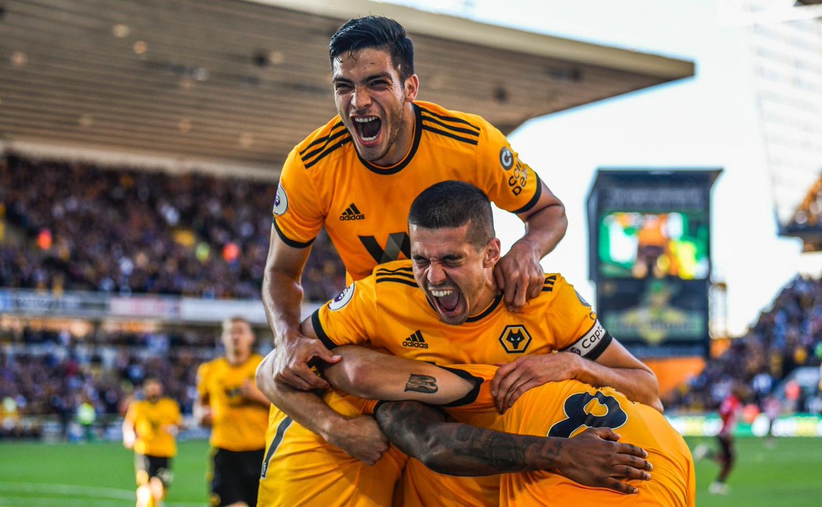Raul_Jimenez9's tweet photo. This is the way! Great victory 💪🏼 ⚽️🐺#proudofmyteam #wearewolves #RJ9 https://t.co/QLtk5pGQ1R