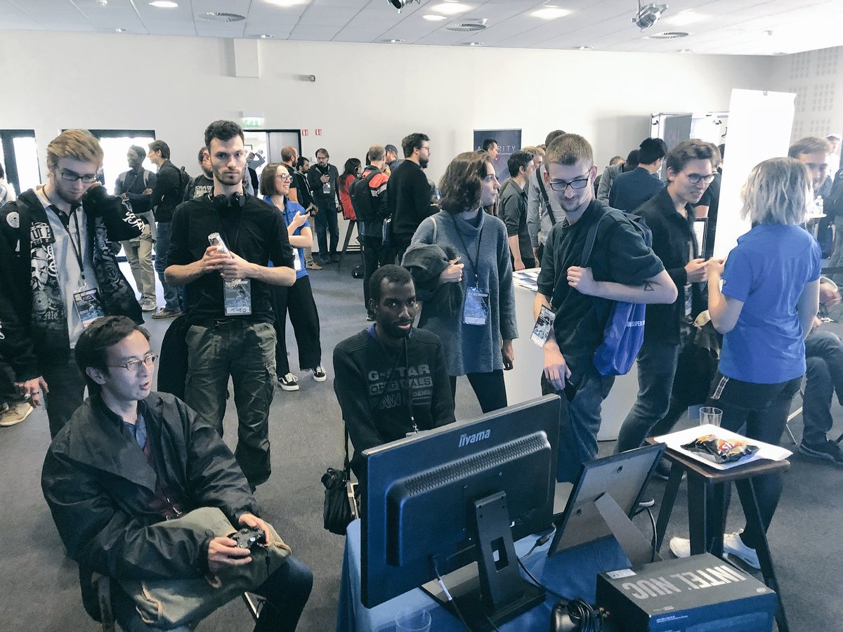 BeMyAppFR's tweet photo. #BuzzWorkshop #Paris #BUZZ18 #gamedevs #conferences a day for the #gamedevelopment https://t.co/MJCm1cDj69