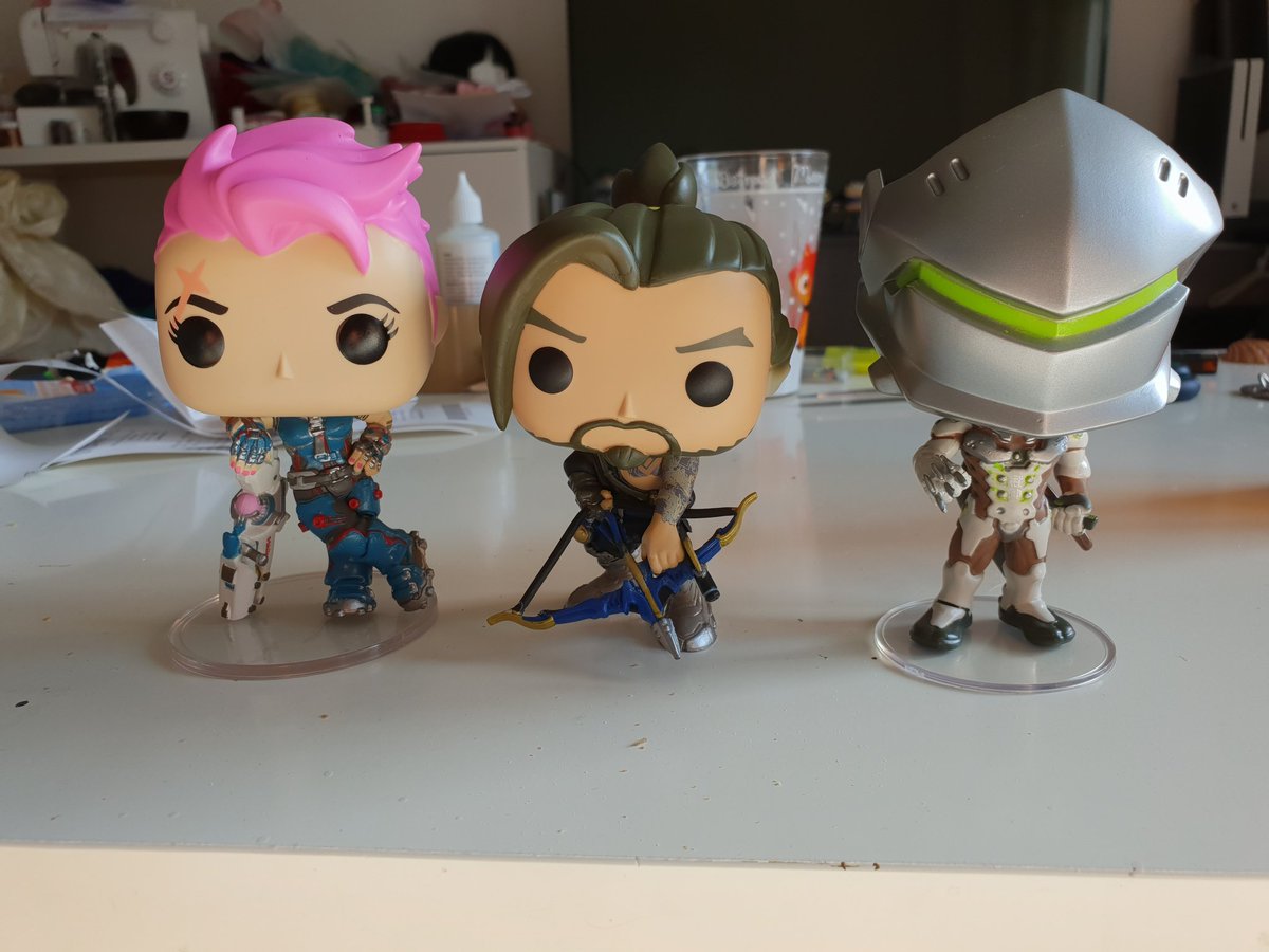 TimeBandit_Cos's tweet image. Went fabrich shopping and did a little stop at GameStop to get three new OW-Funkos for our OW-Family and i couldnt resist taking Dumbledore with me XD We defo need much more space~
#Funkoaddiction #FunkoPOP