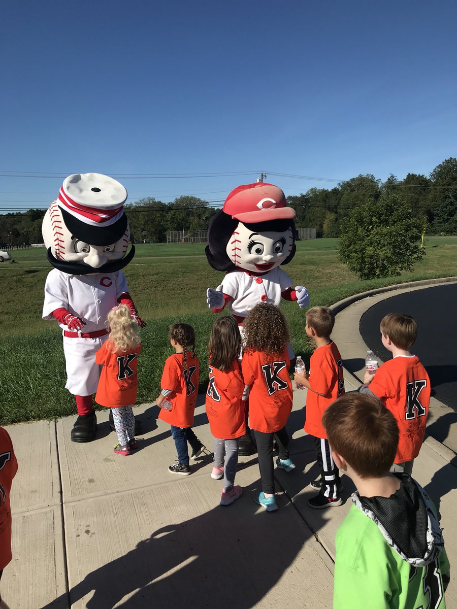 We had a blast at our March-a-thon!! Loved getting some time to spend outside with my kids!!! We love Mulberry!! Thank you to everyone who helped make this event happen!!! <a href="/MulberryEagles/">Mulberry Elementary</a> #MLBallstars #ourstory #milfordSOAR