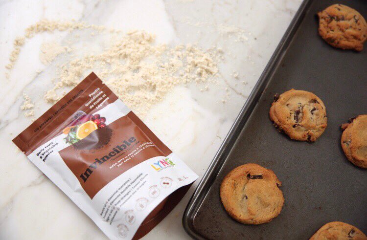 nativesunjax's tweet photo. Add a serious dose of #vitamins to whatever your whipping up (even muffins!) with #LYNQ Superpowders, made with dehydrated fruits and vegetables! Stop by our Jax Beach location from 11:30 to 3 today for sales, shopping and samples of @LynqLife’s delicious superfood flavors! https://t.co/SKKqNKXLHN