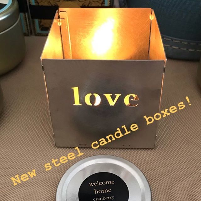 ianthe_mauro's tweet photo. They have arrived 💐🌈🌟🔥💜😎 #objectswithpurpose #mompreneur #handmade #madeintheusa #shopsmall #thoughtfulgifts #candles #candlemaker #madewithlove #loveandlight https://t.co/Bg66PeJl6y https://t.co/si25Ud9epR