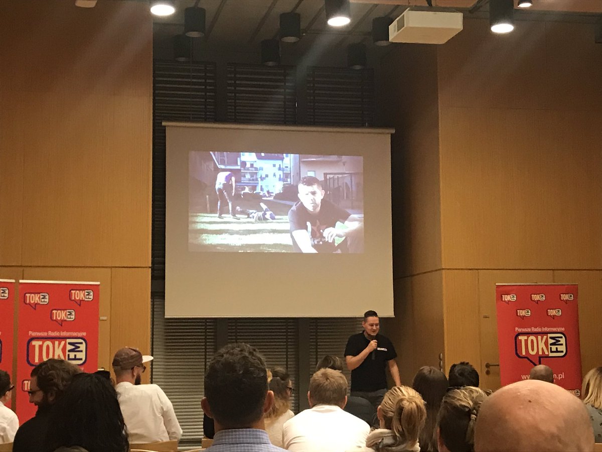 PrzybyszewskiP's tweet photo. @sadek na #mpd18 @brand24 „Monitoring internetu jako narzędzie rozwoju #podkast.u” @HexPL https://t.co/zN0QZts8nG