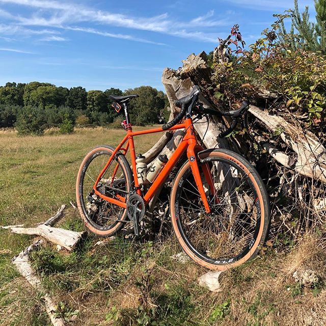 advntrcc's tweet photo. Making the most of the good weather. Got a feeling it won’t be around for much longer. .
.
#adventurecycling #650bplus #gravelcycling #adventure #wildernesstrailbikes #gravelbike #masoncycles #thisisbokeh #instabike #indiansummer #outsideisfree #findyour… https://t.co/WFmxvrrZg4 https://t.co/PFCV3QOR5a