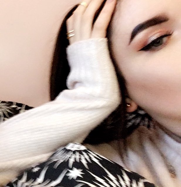 Abi_Pattison's tweet photo. Actually like my makeup today❤️ https://t.co/xeq6kty7qy