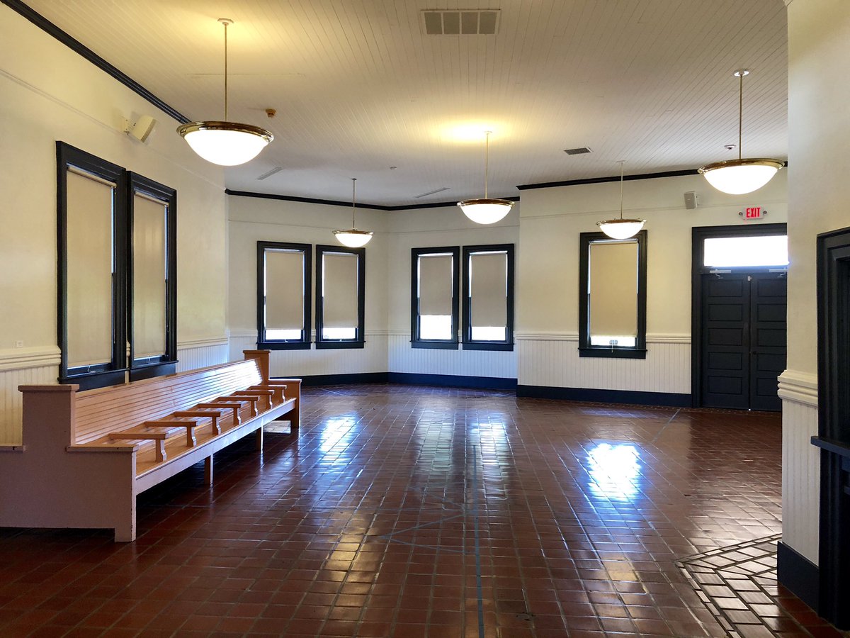 maxocala's tweet photo. This is the last time we’ll see this room like this. We cleared everything this morning so construction can start on Monday! #progress #makingarthistory #artincubator #ocalaarts https://t.co/cNhTrFe4ZI