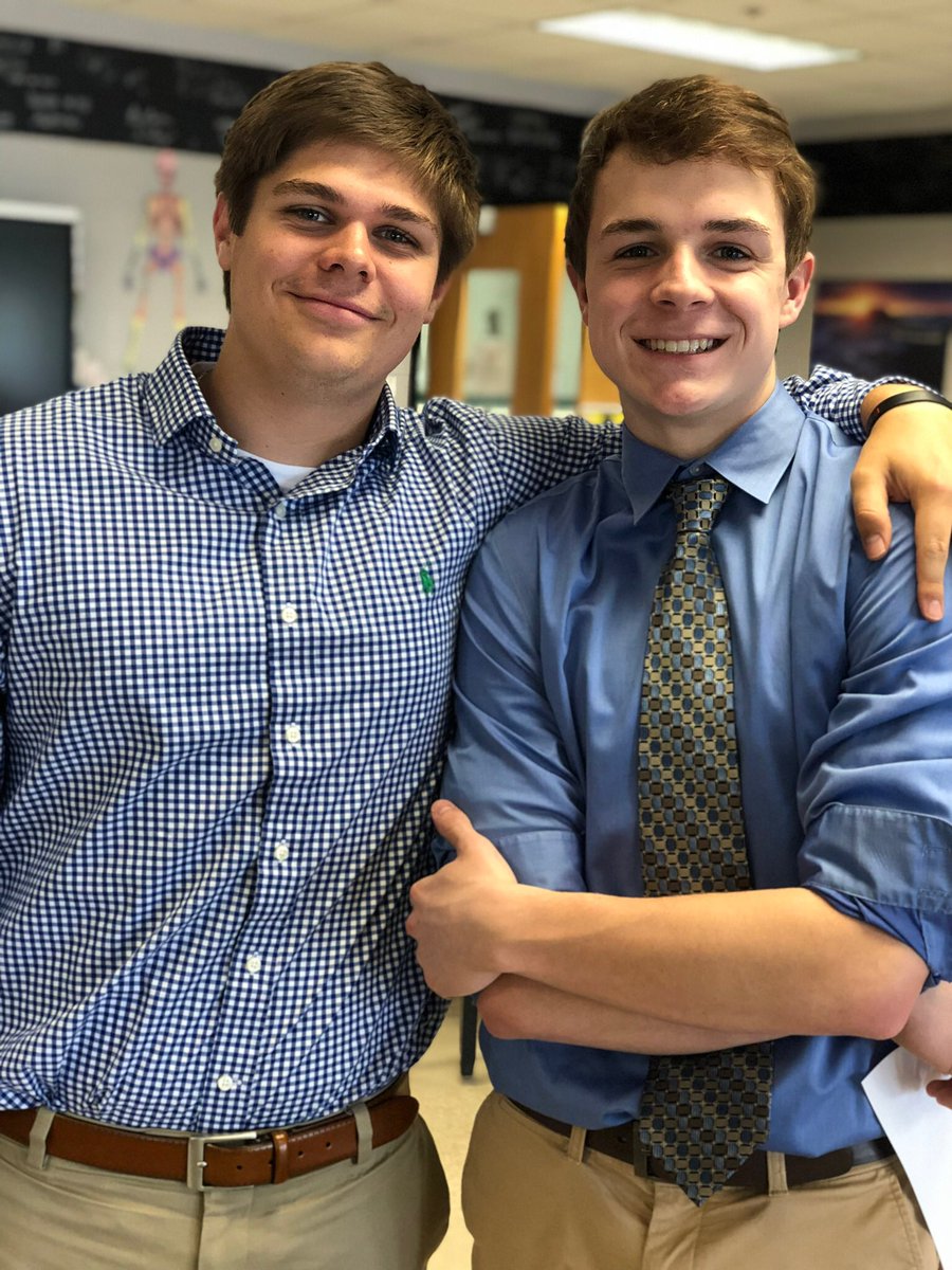 TesmerDylan's tweet photo. Happy 19th Chris! Thanks for always being there for me buddy I love you 🎉 have a great day @football334 https://t.co/sOX7KHK7wb