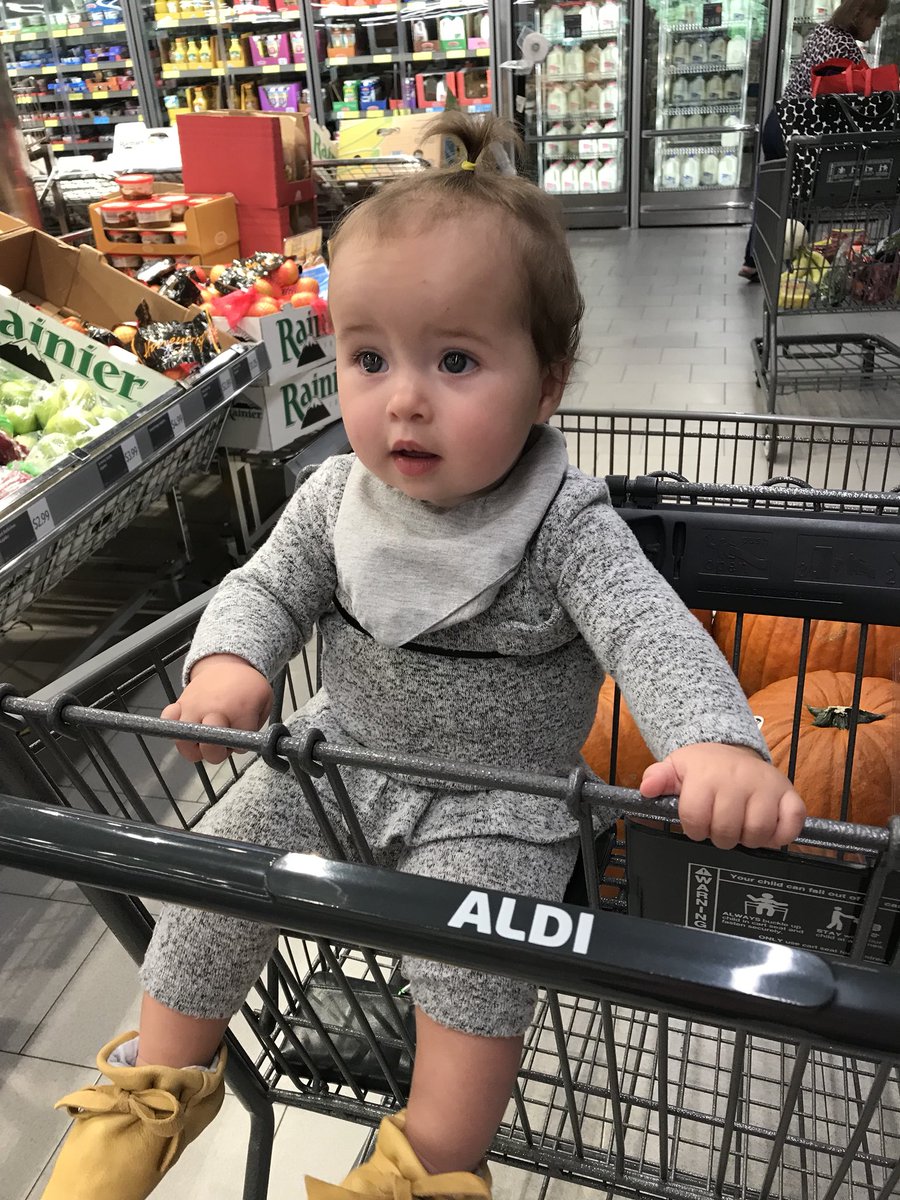 Yamathieu's tweet photo. Friday’s “little journey” @AldiUSA https://t.co/c5IQ9PugOE