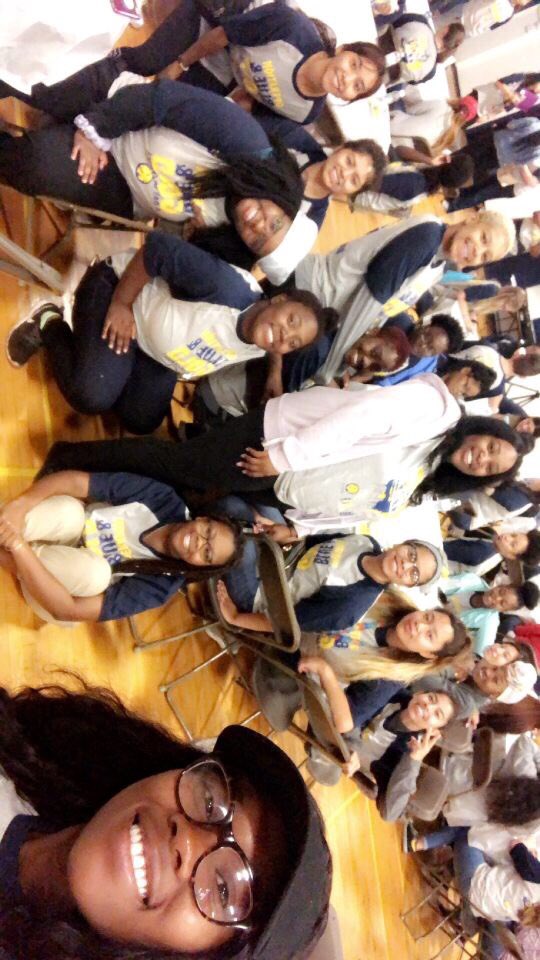 TAMUC_S2S's tweet photo. Sista 2 Sista and Mujeres De Accion ready to give back to the community! 🦁 #TAMUC #OBAG2018 https://t.co/bbiyI9sfby