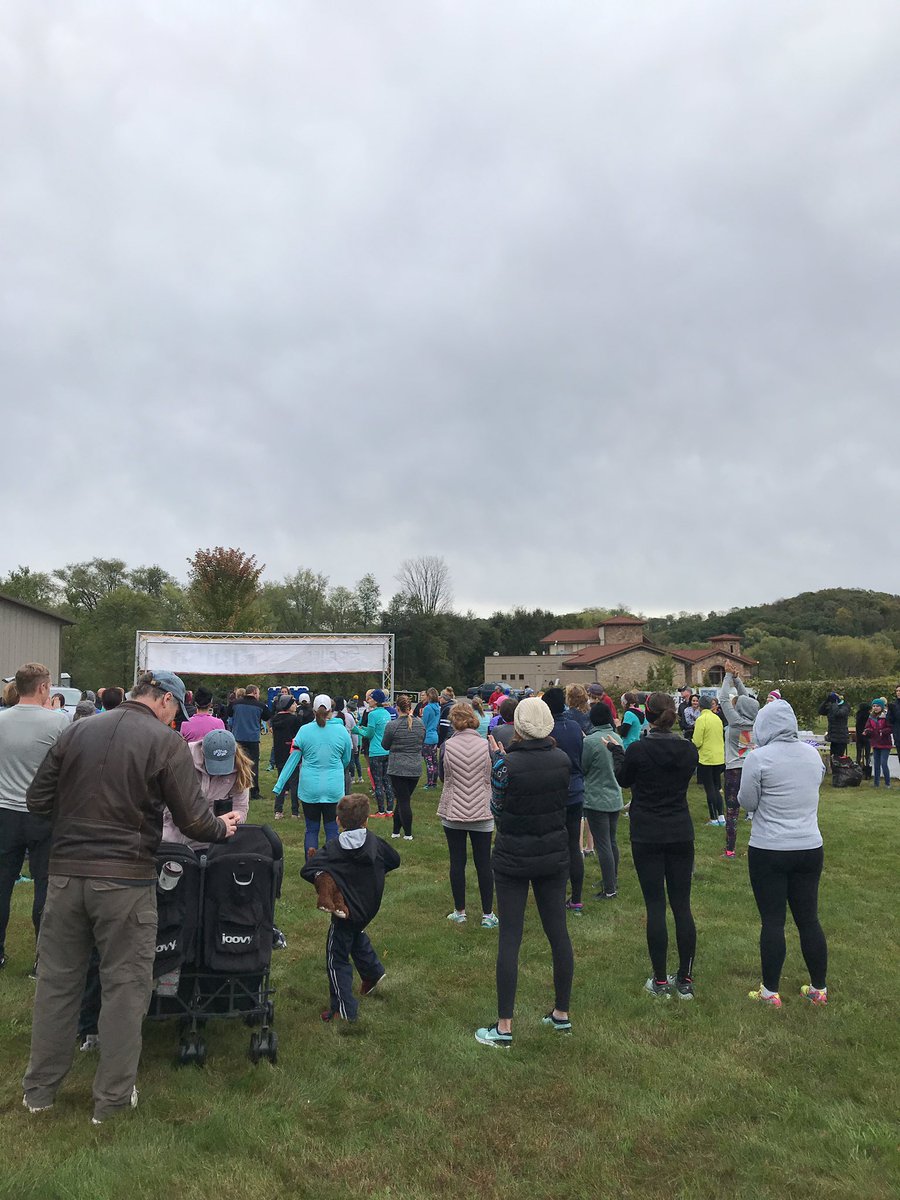 nccmtf's tweet photo. The Turning Point 5k is about to start! Go Jewels (half marathon), Nevetta, Alysha, Morgan and Mikey (5k) https://t.co/htfvRqCZpT