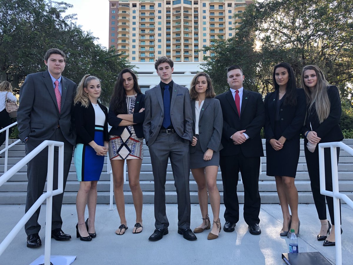 TCMockTrial's tweet photo. 2018-2109 TC Mock Trial Team https://t.co/te37TjWKco