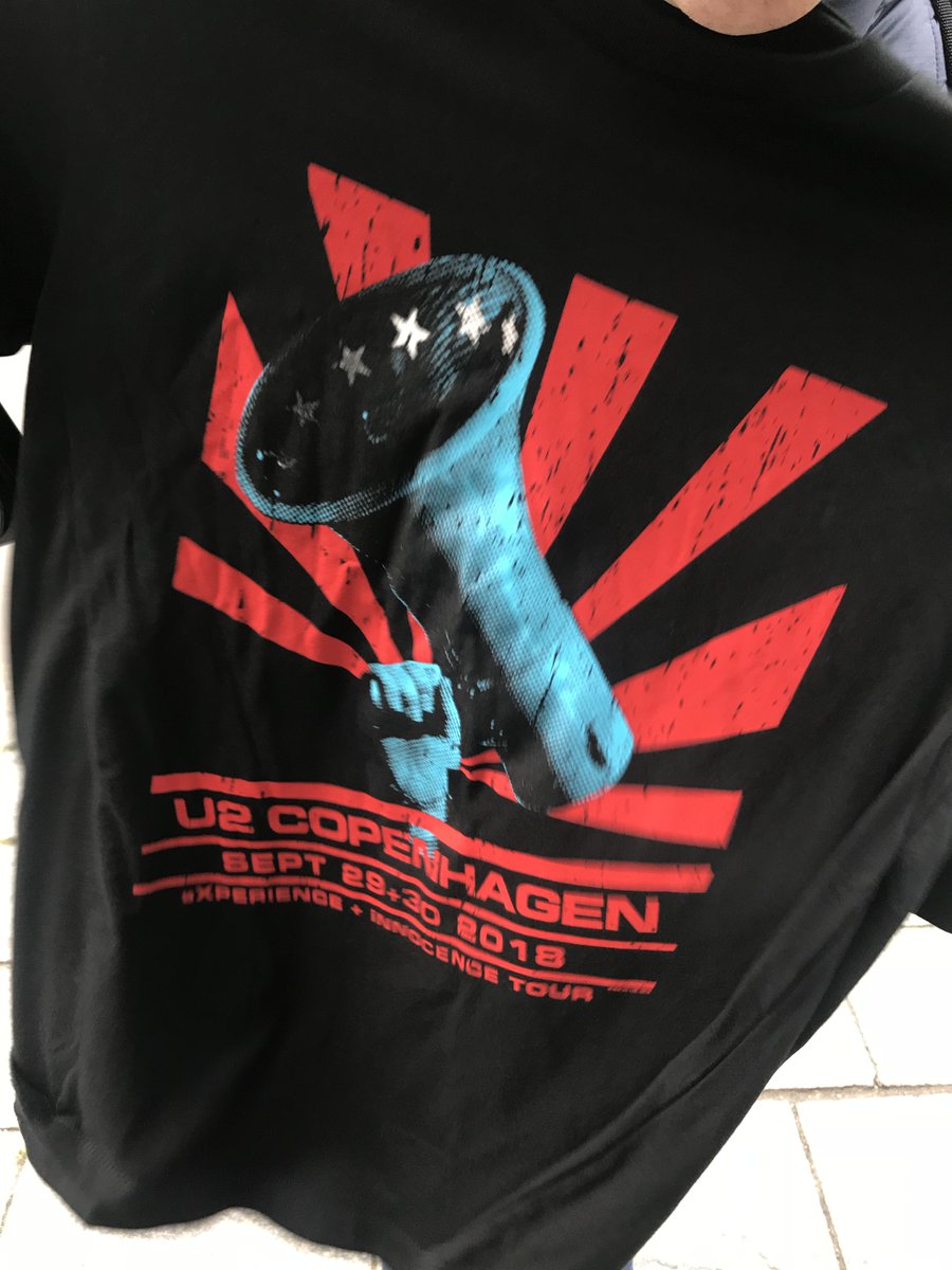 u2gigs's tweet photo. Macphisto and City shirt https://t.co/0PK9PLTY2c