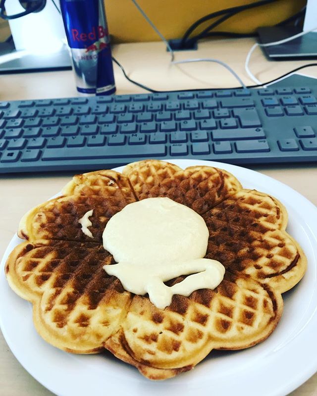 NamiizuTTV's tweet photo. If there are waffles, I am always the special one. Waffle with waffle dough. 😍🤤
.
.
.
.
.
.
#waffles #waffeln #waffelmitteig #spendenaktion #food #foodporn #instagram #instagood #instadaily #instamood #instafood #redbull #energy #namiizu #butterfull https://t.co/Tfok4TXwdz https://t.co/oJHvSg77lr