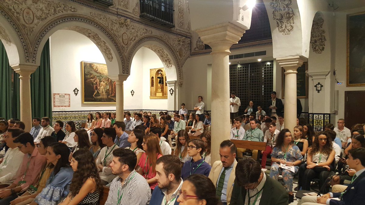 veracruzpuebla's tweet photo. Nuestra Hermandad participa hoy en el encuentro de Jóvenes Cruceros.
#50AñosConfraternidad
@ConfratVeraCruz https://t.co/rhyyeqEWrL