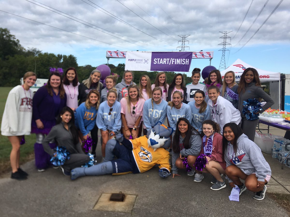 fgc_2019's tweet photo. FGC volunteering this morning to help end Pancreatic Cancer! 💜💙 https://t.co/KRTpwKo1jn