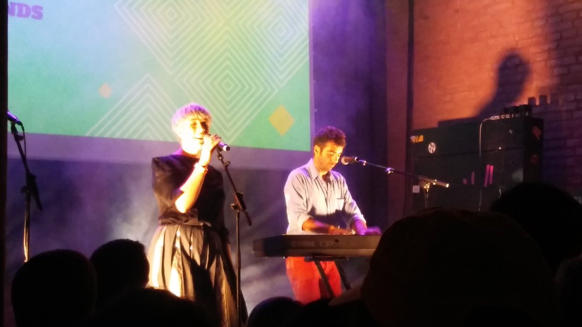 JoanLuna's tweet photo. @Evripidisandhis versionando a Buggles, Beach Boys o Carpenters en @Curiosus_fest con voces amigas https://t.co/vGS00WKfYJ
