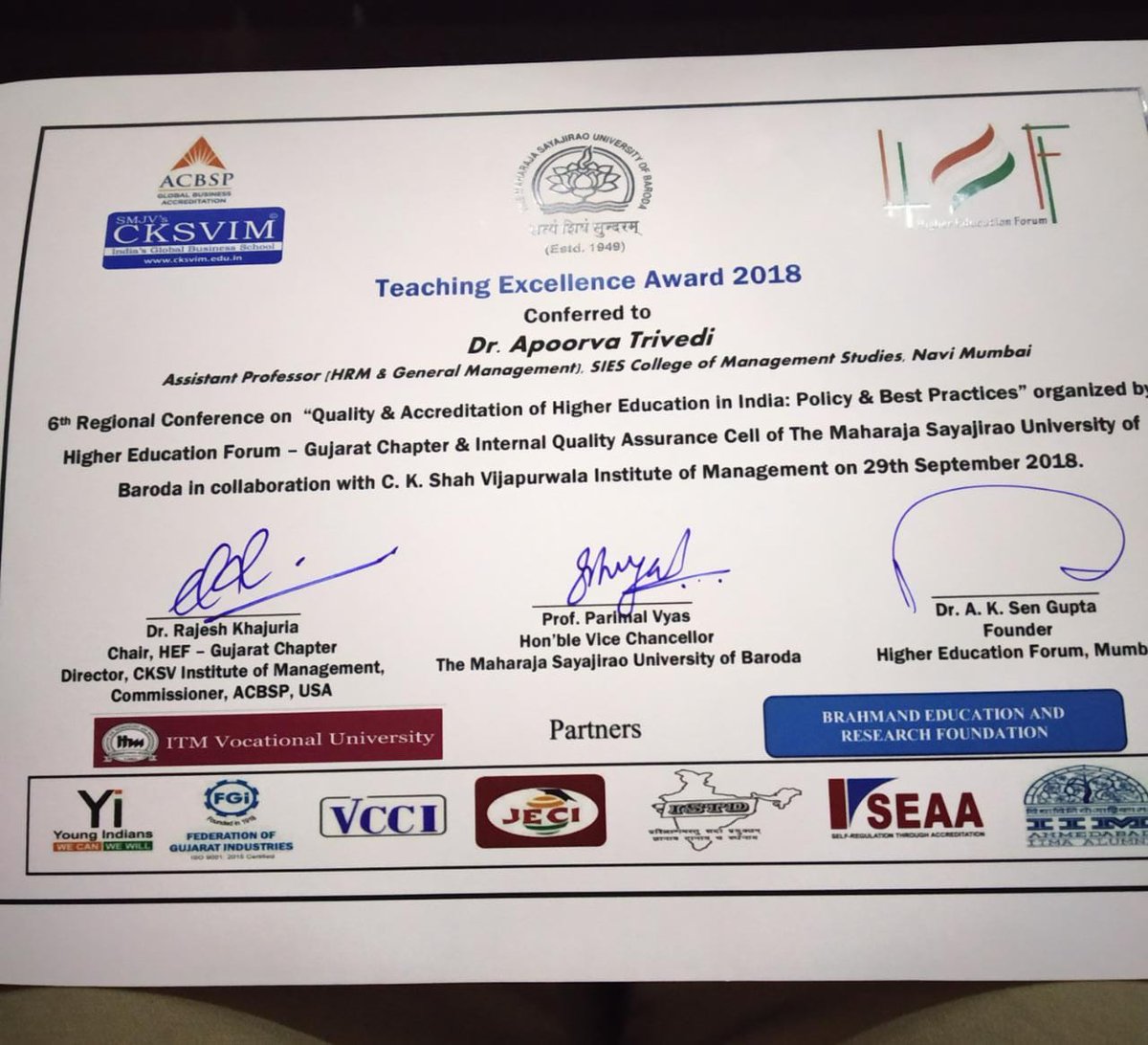 apurvaa14's tweet photo. When hard works pays.. Happy to share that I have received Teaching Excellence Award 2018 By Higher Education forum .. I have received an award from Deputy Advisor NAAC .l
I would like to thank all my Gurus , mentors my parents  and my grandparents for inspiring me https://t.co/8f9vMRkF97