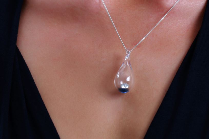 Only 2 days left to get your ticket to stand the chance of winning the Diamond in a bottle worth R14000, ZAR! Get your tickets for <a href="/TheBubblyFestCT/">The Bubbly Festival champagne and bubbly</a> <a href="/QuicketSA/">Quicket South Africa</a> bit.ly/TheBubblyFesti…
#thebubblyfestivalCT #meerendal #EventsandMore #Durbanville #Bubbly #diamondinabottle