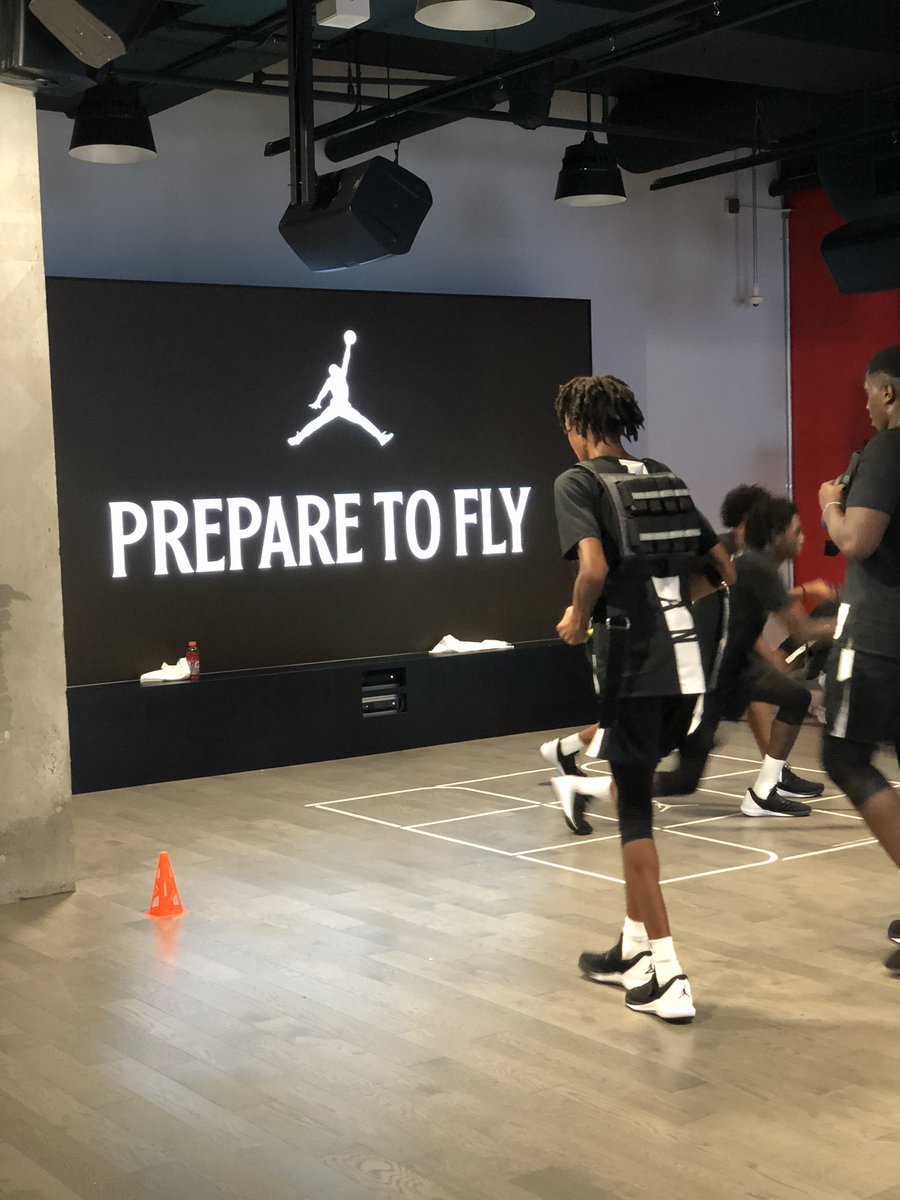 CTS_Blues's tweet photo. New year, new league , same goal #wearejordan #jordanbreakfastclub #jbc #wereallydothis https://t.co/WK0Poa1flu